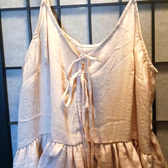 Adorable silky cami - Picture 6 of 9